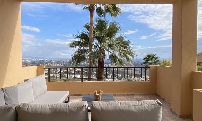 New Golden Mile Apartment | Superb renovated apartment with sea view - Hacienda del Senorio de Cifuentes