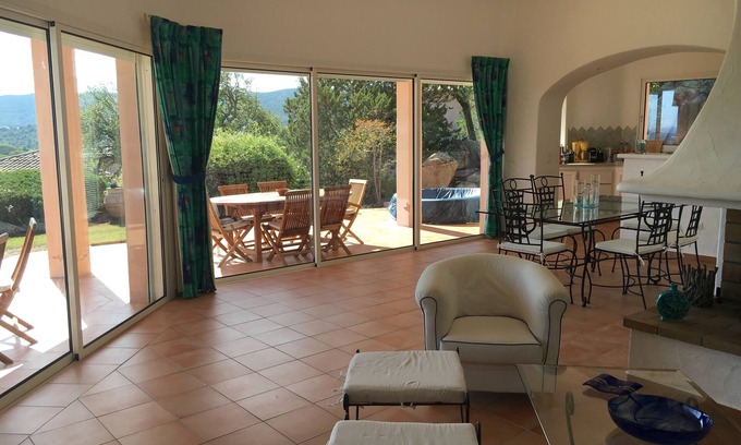Santa Giulia House | Superb Villa, breathtaking view of Santa Giulia Bay, 5 min walk to the beach