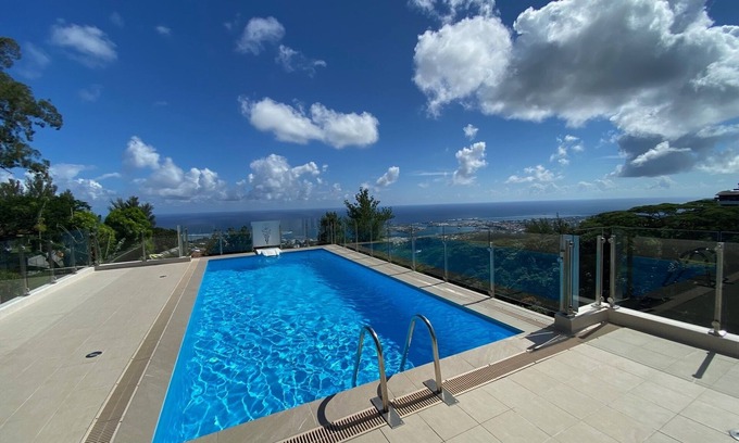 Faaa Apartment | Superbe Appartement Avec Piscine