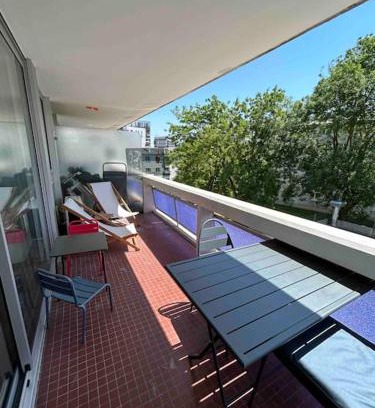 Quartier Atlantis Apartment | Superbe appartement, terrasse, accès direct RER