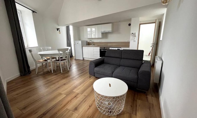 Lamballe Apartment | Superbe duplex plein centre