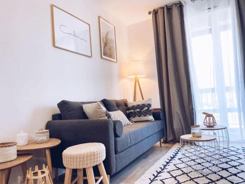 Quartier des Eaux-Claires Apartment | Superbe: parking gratuit + wifi puissant + balcon