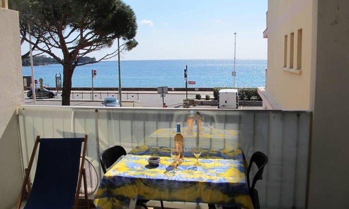 Agay Apartment | Superbe studio face à la mer et proche commerces
