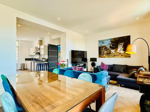 Carnot Apartment | Superbe Villa - Cannes Centre -Proche Palais des Festivals et Plages