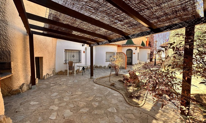 Benalua de Guadix Apartment | Superior Family Cave for 4 people