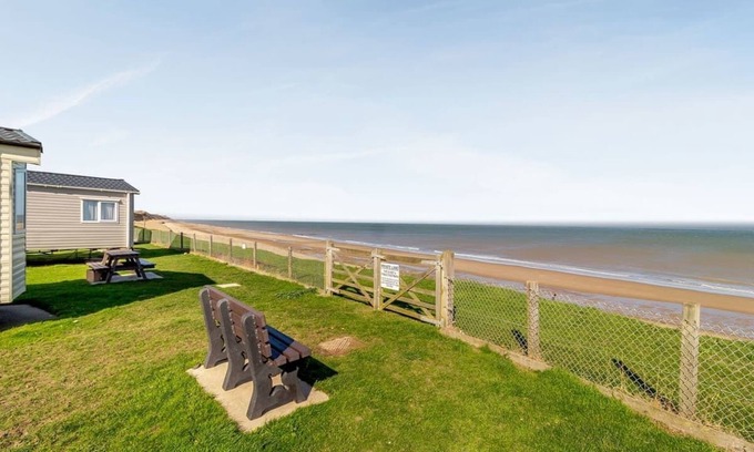 Bacton Ski Chalet | Superior Lodge (sleeps 8)