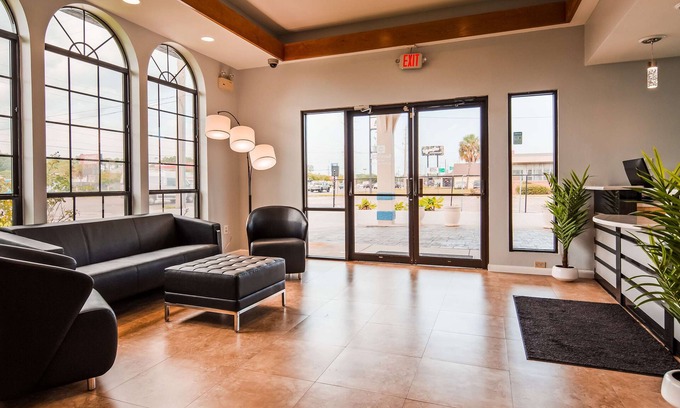 Southside Hotel | SureStay Hotel by Best Western Jacksonville South