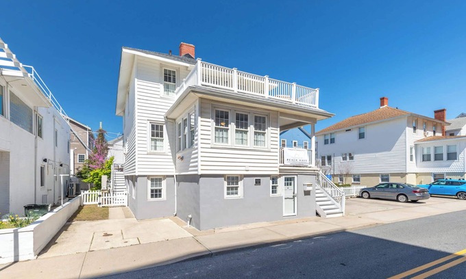 Ocean City Condo | Surf 2 By the boardwalk 1BR lower level apartment