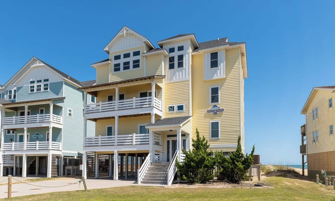Buxton House | Surfside Retreat Oceanfront Home + Pets Stay Free!