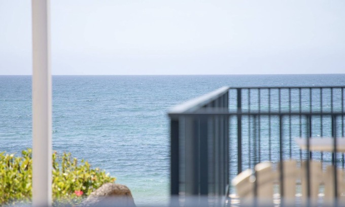 Mona Vale Apartment | Surfview - beachfront oasis in Mona Vale