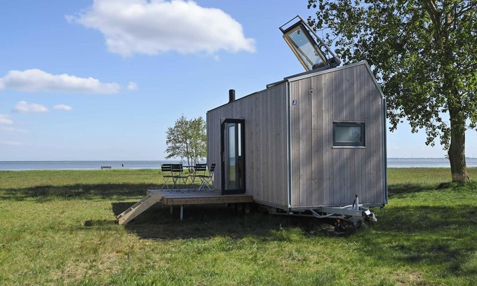 Schillig House | Sustainable Green Tiny House Pioneer 3 in Schillig on the North Sea