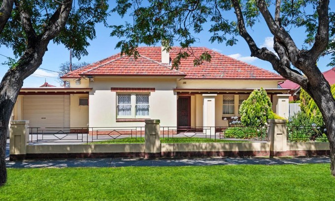 Allenby Gardens House | Swainson on Coombe