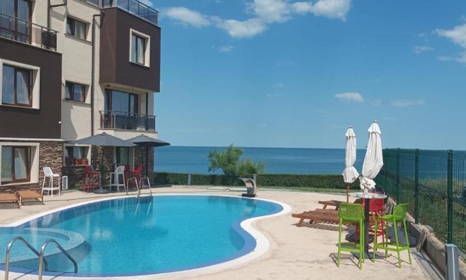 Chernomorets Apartment | Swan Bay complex