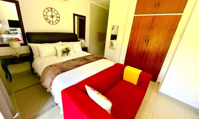 Rustenburg House | Swane’s guesthouse.