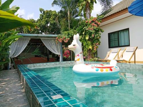 Sattahip House | Sweet Floresta Pool Villa