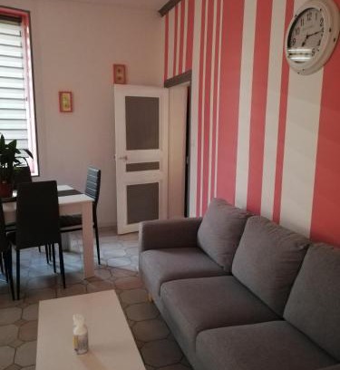 La Fere House | Sweet garden