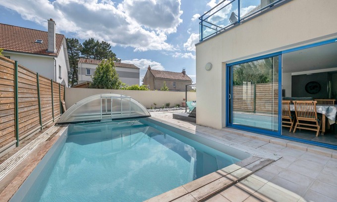 Saint-Marc-sur-Mer House | Swimming pool ! House for 9