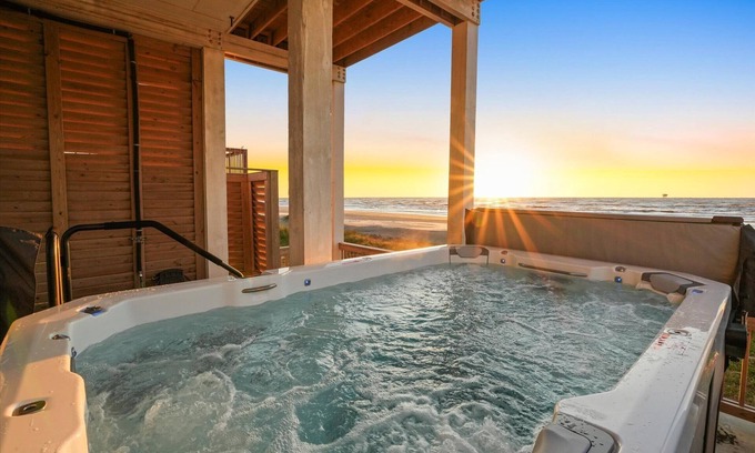 Crystal Beach House | Swimspa | Beachfront | Sleeps 12
