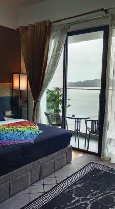 Kuantan Apartment | SwissBelResidence Studio With King Bed