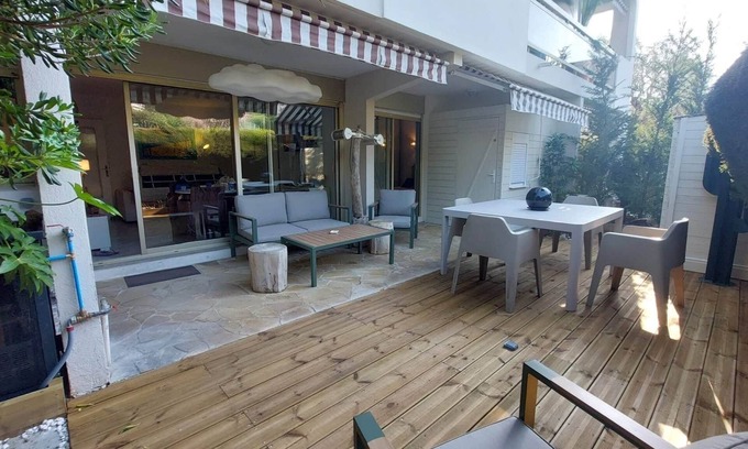 Plaine de la Brague Apartment | T2 apartment in residence with swimming pool