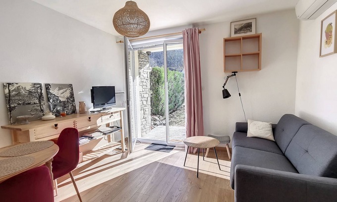 Saint-Mamet Apartment | T2 Avec Jardin à Pied des Thermes