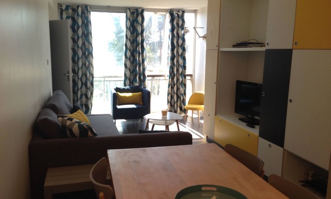 Les Angles Apartment | T2 bis apartment with private parking, at the foot of the slopes.