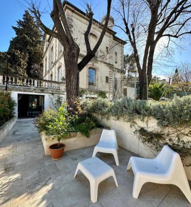 Lemasson House | T2 Centre-Ville, Jardin, Tram, Netflix, Wi-Fi