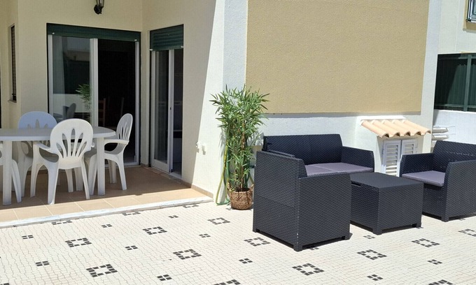 Areias de Sao Joao Apartment | T2 Estrela Mar terraço, BBQ e Wifi, a 500m praia