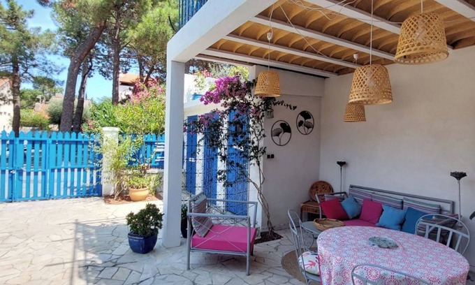 Argeles Plage Apartment | T2 label 3*AC, Internet outdoor closed .Quietn Beach 250 m . Shops nearby