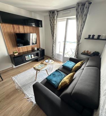 Chateau-d'Olonne Apartment | T2 neuf- Balcon-Vue privilégiée Océan - Sud Ouest