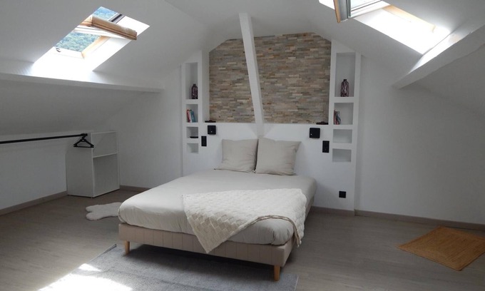 Saint-Pe-de-Bigorre Apartment | T2 refurbished - 4 pers - Quiet and relaxing 10 min from Lourdes