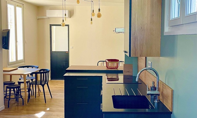 La Ciotat Apartment | T3 5min from the beaches and creeks, FREE secure parking !