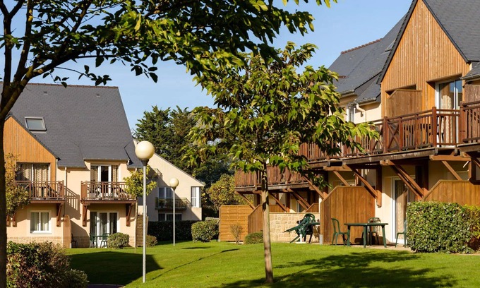 Saint-Briac-sur-Mer Condo | T3 confortable | En bord du mer + espace bien-être