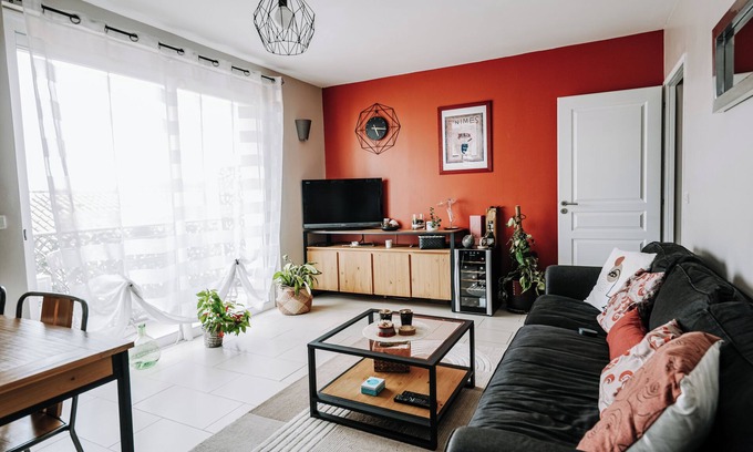 Quartier Administrations Apartment | T3 Cosy et Lumineux + Garage à 2 pas du Centre !