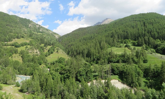 Saint-Paul-sur-Ubaye Apartment | T3 in the heart of nature