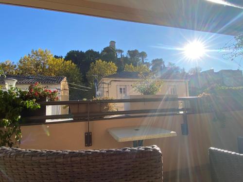 Chateaurenard Apartment | T3 neuf au pied des Tours du Château