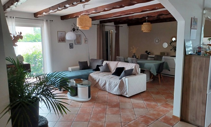 Fos-sur-Mer House | T5 130 m² villa with swimming pool and garage