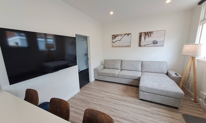 Saint Kilda Apartment | Tainui Charm - Fully renovated, 3 bedrooms