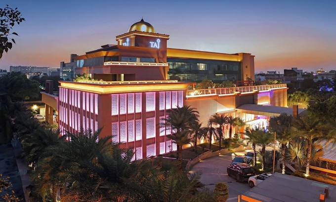Agra Hotel | Taj Agra