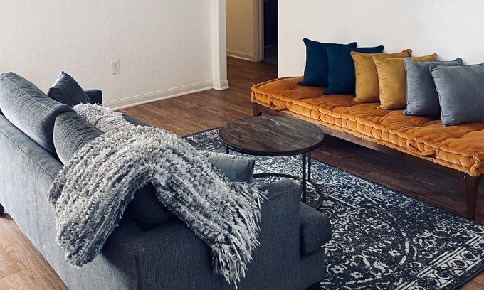 San Antonio House | Take it easy at this unique and tranquil getaway.