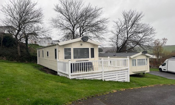 Newquay House | Take me to the beach at J&S caravan holidays Newquay Bay resort