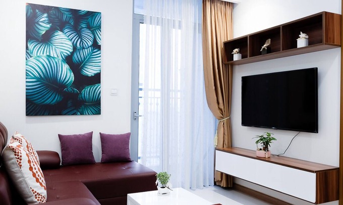 Hang Xanh Apartment | Taking your vacation as a modern citizen in the most luxury living complex