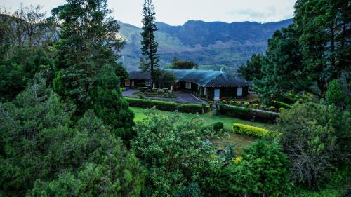 Kannan Devan Hills Hotel | Talayar Valley Bungalow
