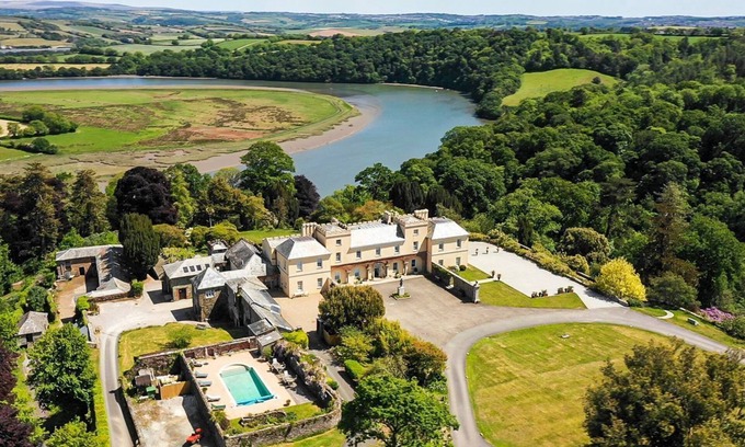 Saltash Other | Tamar Castle - Eleven Bedroom Castle, Sleeps 22