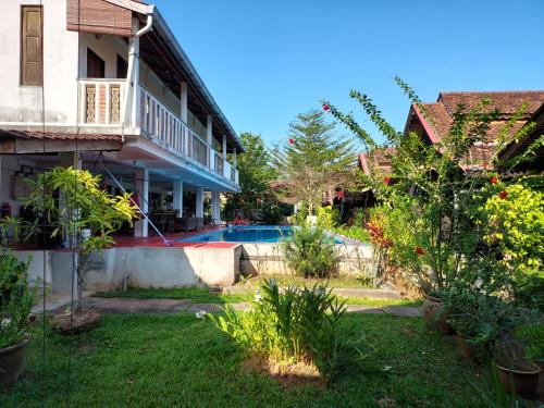 Kampung Kedawang House | tanabendang banglos