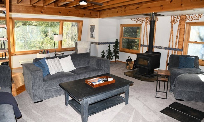 Taos Ski Valley House | Taos Ski Valley Amizette Mountain House