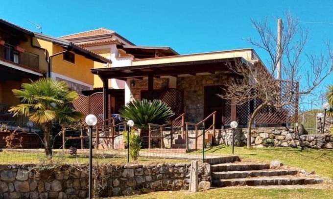 San Giovanni a Piro Apartment | Tasteful apartment in Scario with terrace
