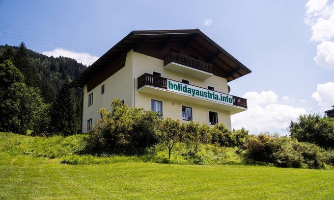 Radstadt House | Tauernblick Sleeps 30 with Parking