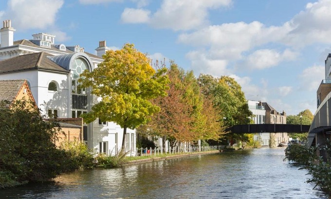 Golborne Apartment | Tavistock Crescent by Onefinestay
