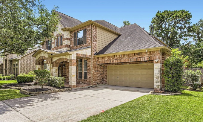 Porter House | TCH - Luxury 4bd/3ba in Kingwood Area with Office